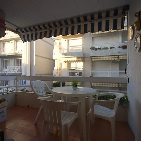 Apartment Lets Holidays Pool Terrace *